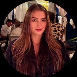 Meet your Posher, Isabel